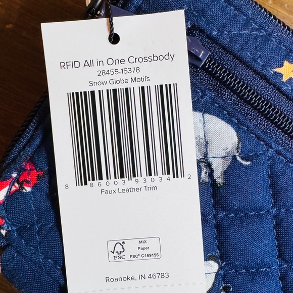 Vera Bradley all in one crossbody - Picture 6 of 9